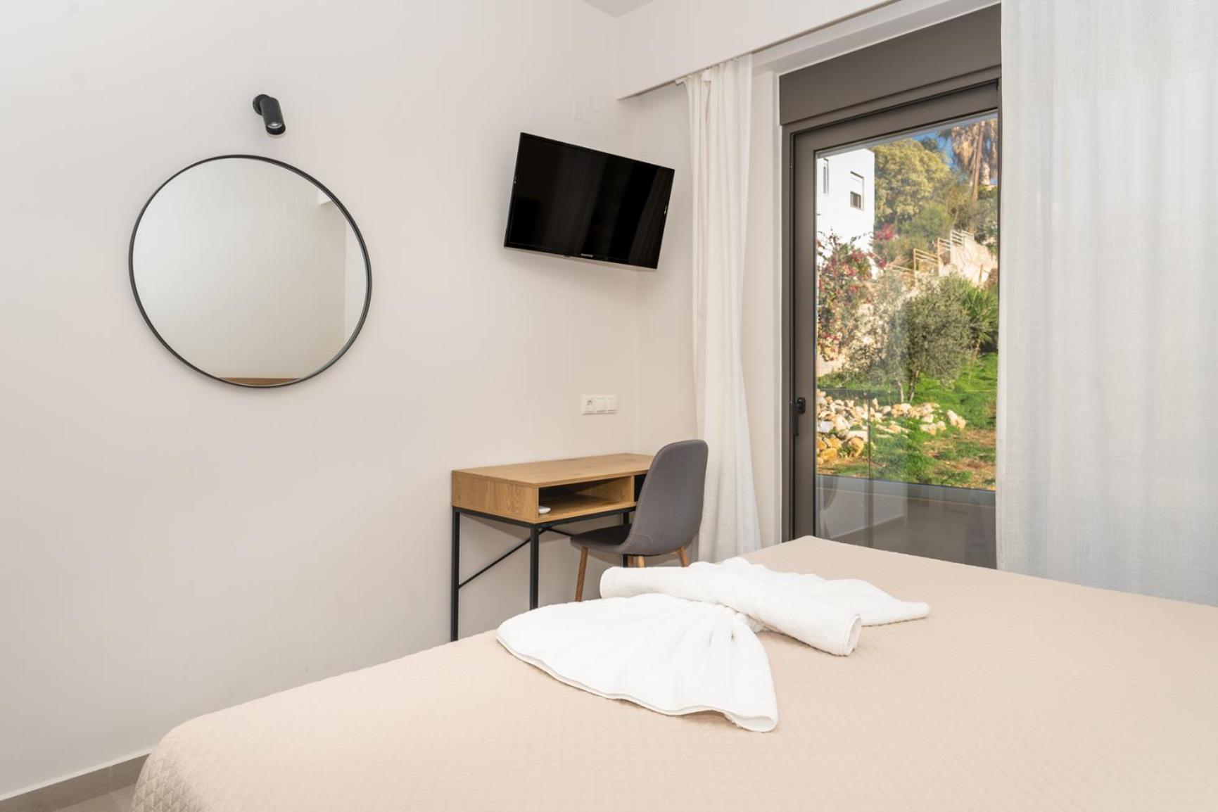 Dreta Suites Hriszí Aktí Haniá Kültér fotó